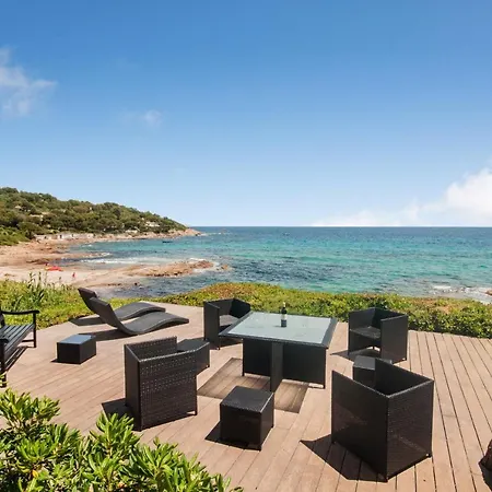 Saint-michel-lobservatoire Sleeps 6 Pool Wifi فيلة راماتويل