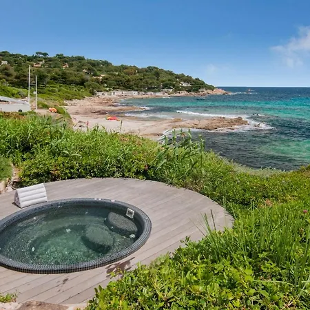 Saint-michel-lobservatoire Sleeps 6 Pool Wifi فيلة