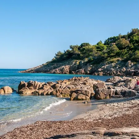 Villa Saint-michel-lobservatoire Sleeps 6 Pool Wifi *